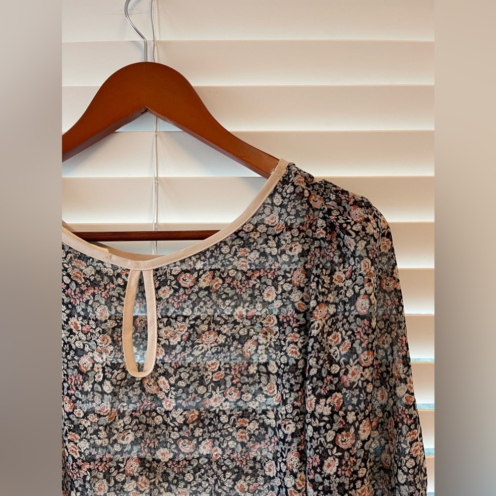 Half Sleeve Flowered Blouse